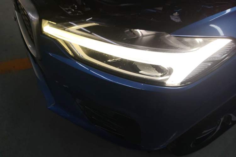 Used Volvo XC60 2019 T5 4x4 Zhiyuan Sport Edition China V Standard Left Front Headlight