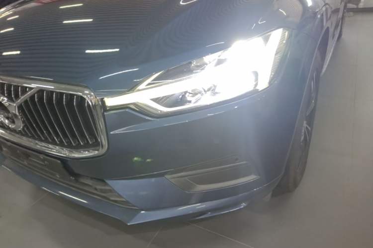 Used Volvo XC60 2019 T5 4x4 Smart Edition China V Standard Left Front Headlight