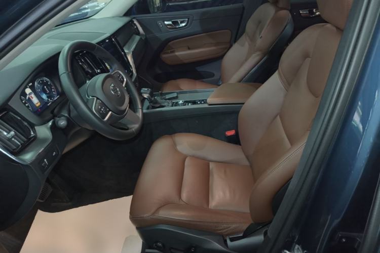 Used Volvo XC60 2019 T5 4x4 Smart Edition China V Standard Left Front Seat