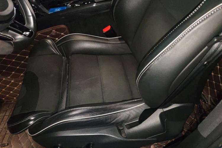 Used Volvo XC60 2019 T5 4x4 Zhiyuan Sport Edition China V Standard Left Front Seat