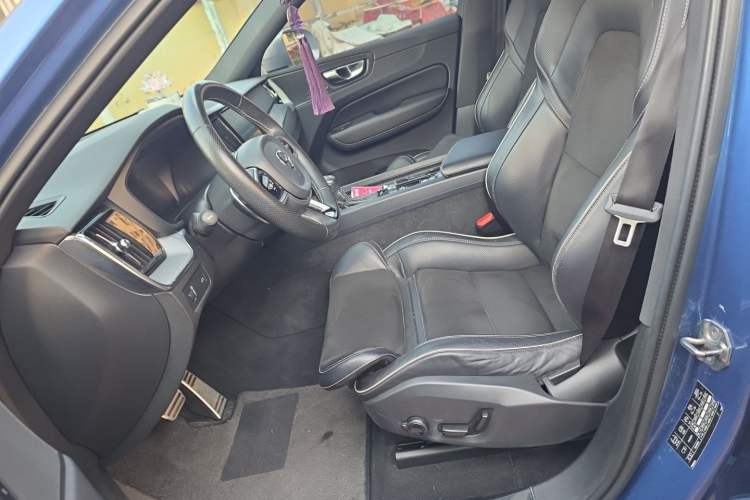 Used Volvo XC60 2019 T5 4x4 Zhiyuan Sport Edition China V Standard Left Front Seat
