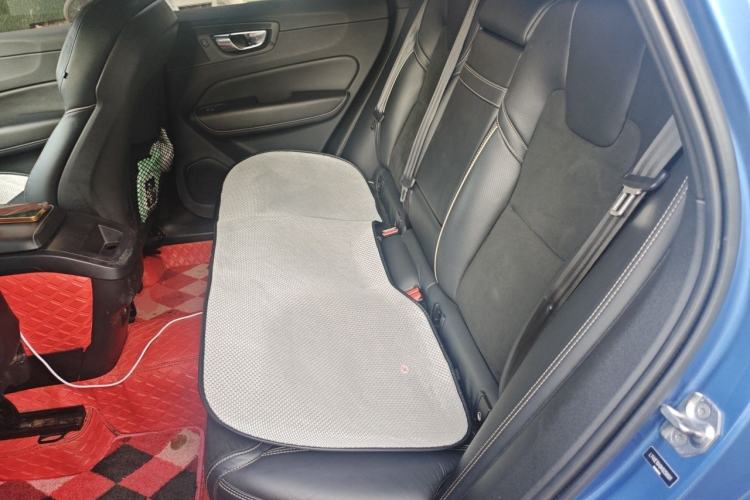 Used Volvo XC60 2019 T5 4x4 Zhiyuan Sport Edition China V Standard Left Rear Seat