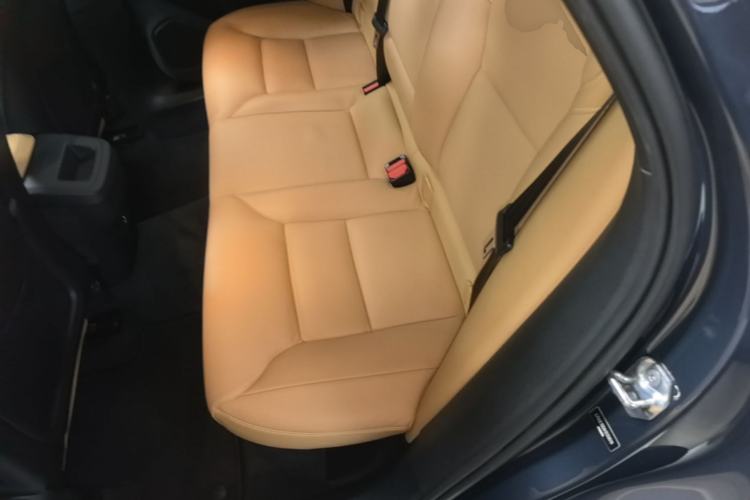Used Volvo XC60 2019 T5 4x4 Smart Edition China VI Standard Left Rear Seat