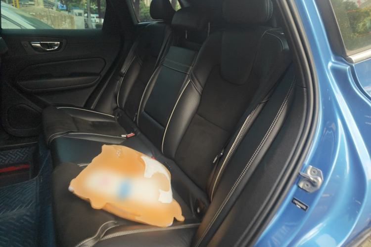 Used Volvo XC60 2019 T5 4x4 Zhiyuan Sport Edition China V Standard Left Rear Seat