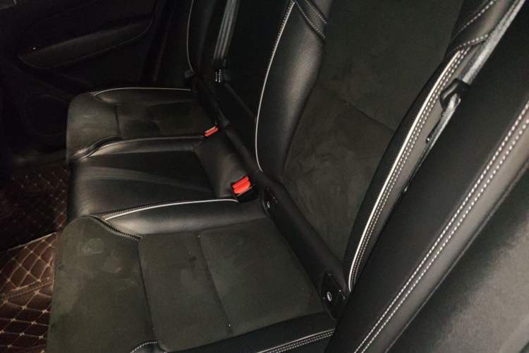 Used Volvo XC60 2019 T5 4x4 Zhiyuan Sport Edition China V Standard Left Rear Seat