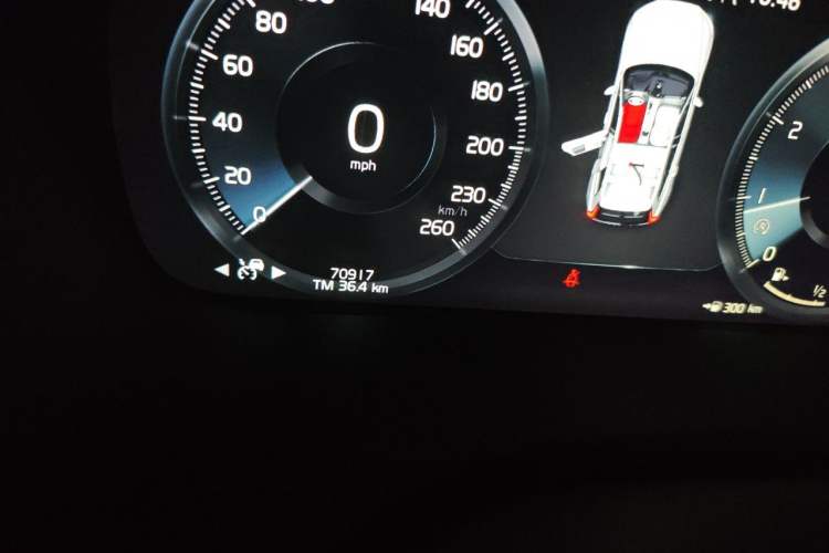 Used Volvo XC60 2019 T5 4x4 Zhiyuan Sport Edition China V Standard Odometer Close Up