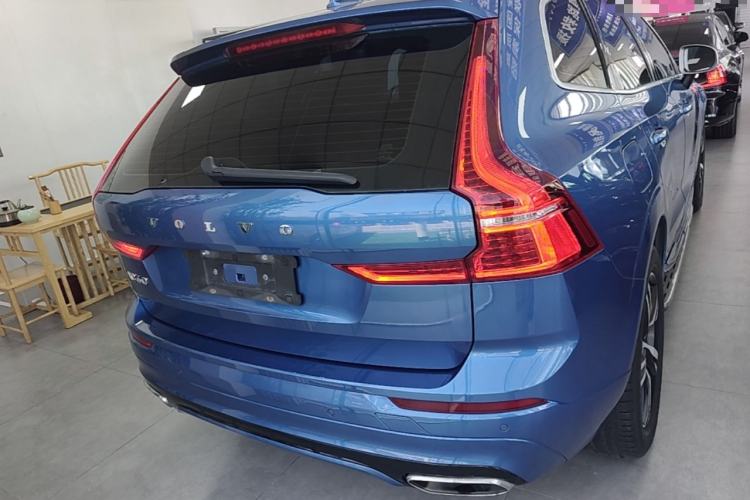 Used Volvo XC60 2019 T5 4x4 Smart & Dynamic Sport Edition China VI Standard Rear