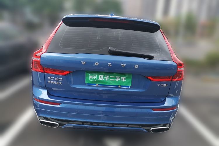 Used Volvo XC60 2019 T5 4x4 Smart & Dynamic Sport Edition China VI Standard Rear