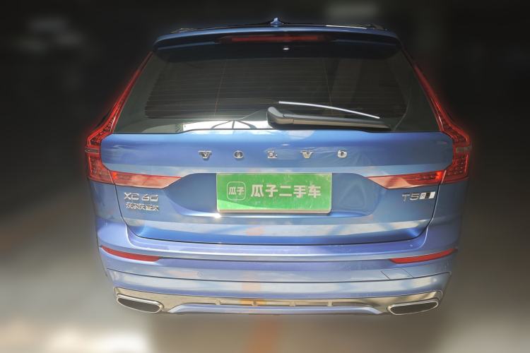 Used Volvo XC60 2019 T5 4x4 Smart & Dynamic Sport Edition China VI Standard Rear