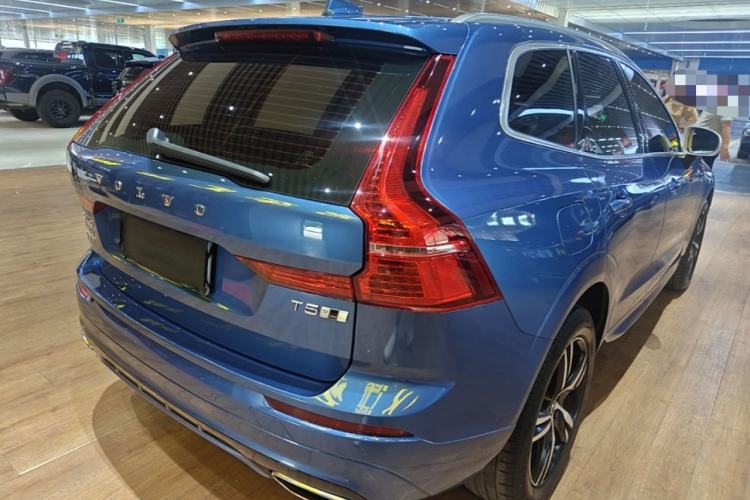Used Volvo XC60 2019 T5 4x4 Smart & Dynamic Sport Edition China VI Standard Rear Right 45 Deg