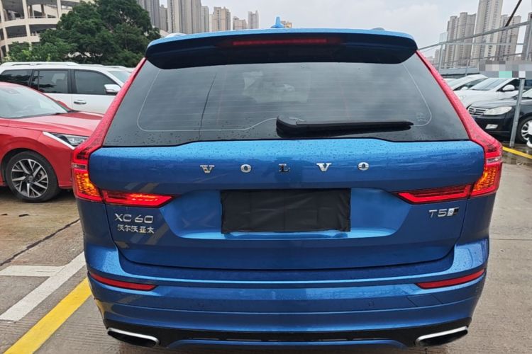 Used Volvo XC60 2019 T5 4x4 Smart & Dynamic Sport Edition China VI Standard Rear