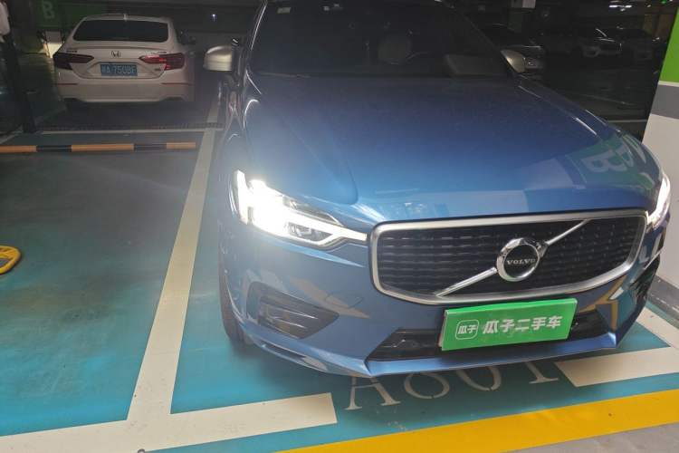 Used Volvo XC60 2019 T5 4x4 Zhiyuan Sport Edition China V Standard Right Front Headlight
