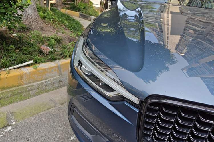 Used Volvo XC60 2019 T5 4x4 Smart Edition China V Standard Right Front Headlight