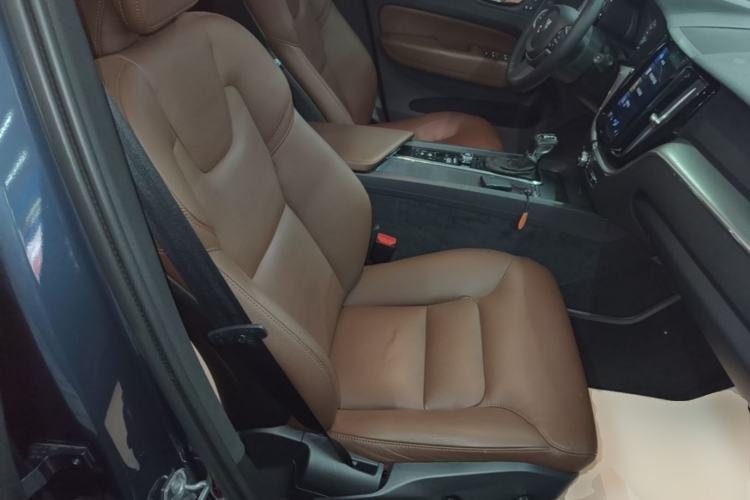 Used Volvo XC60 2019 T5 4x4 Smart Edition China V Standard Right Front Seat