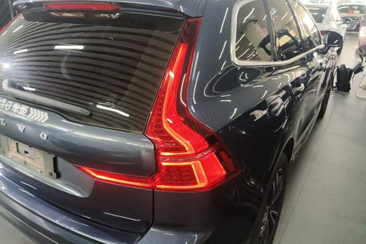 Used Volvo XC60 2019 T5 4x4 Smart Edition China V Standard Right Rear Taillight