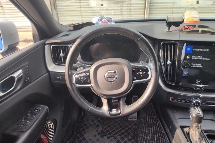 Used Volvo XC60 2019 T5 4x4 Zhiyuan Sport Edition China V Standard Steering Wheel