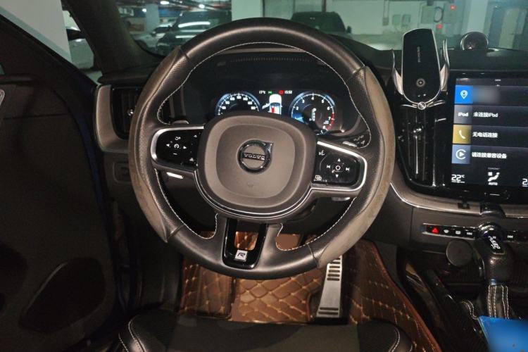 Used Volvo XC60 2019 T5 4x4 Zhiyuan Sport Edition China V Standard Steering Wheel