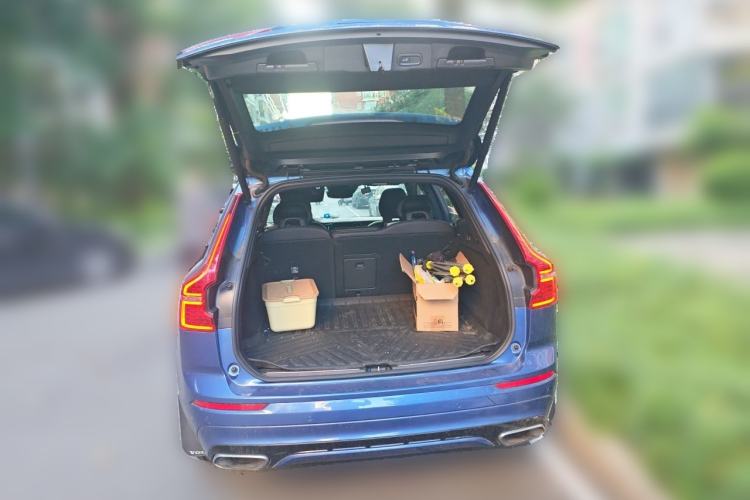 Used Volvo XC60 2019 T5 4x4 Zhiyuan Sport Edition China V Standard Trunk