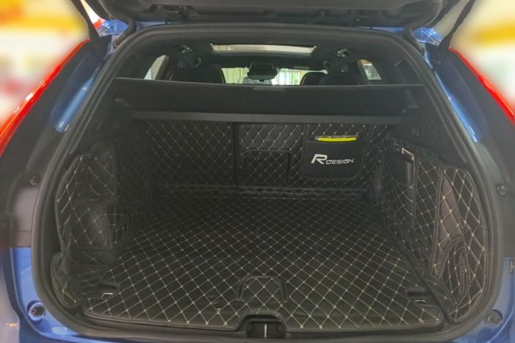Used Volvo XC60 2019 T5 4x4 Zhiya Sport Edition China V Standard Trunk