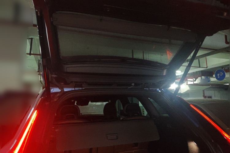 Used Volvo XC60 2019 T5 4x4 Zhiyuan Sport Edition China V Standard Trunk