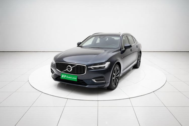 Ojetý Volvo XC60 2019 T5 4x4 Smart Edition China V Standard Guazi used car, China used car export, Used car for sale, Used  cars, Cheapest cars for sale