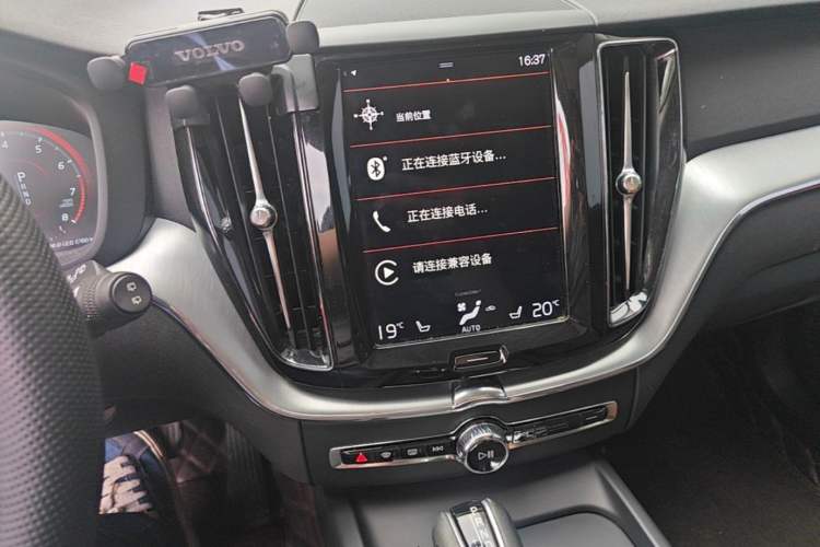 Used Volvo XC60 2019 T5 4x4 Zhiyuan Edition China VI Standard Audio And AC Panel