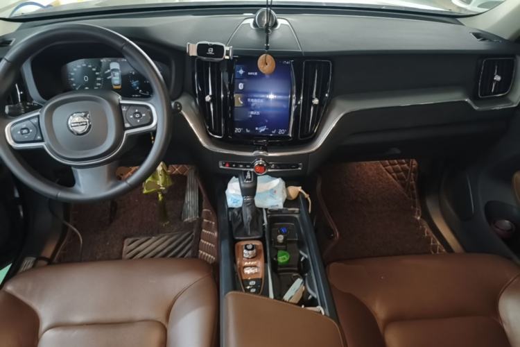 Used Volvo XC60 2019 T5 4x4 Smart Edition China V Standard Center Console