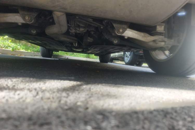 Used Volvo XC60 2019 T5 4x4 Smart Edition China VI Standard Chassis Rear