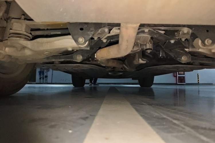 Used Volvo XC60 2019 T5 4x4 Smart Edition China VI Standard Chassis Rear