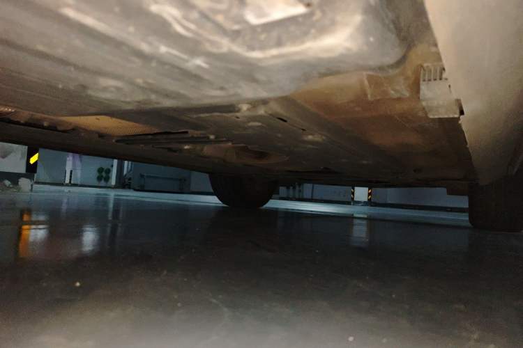 Used Volvo XC60 2019 T5 4x4 Smart Edition China VI Standard Chassis Rear Right