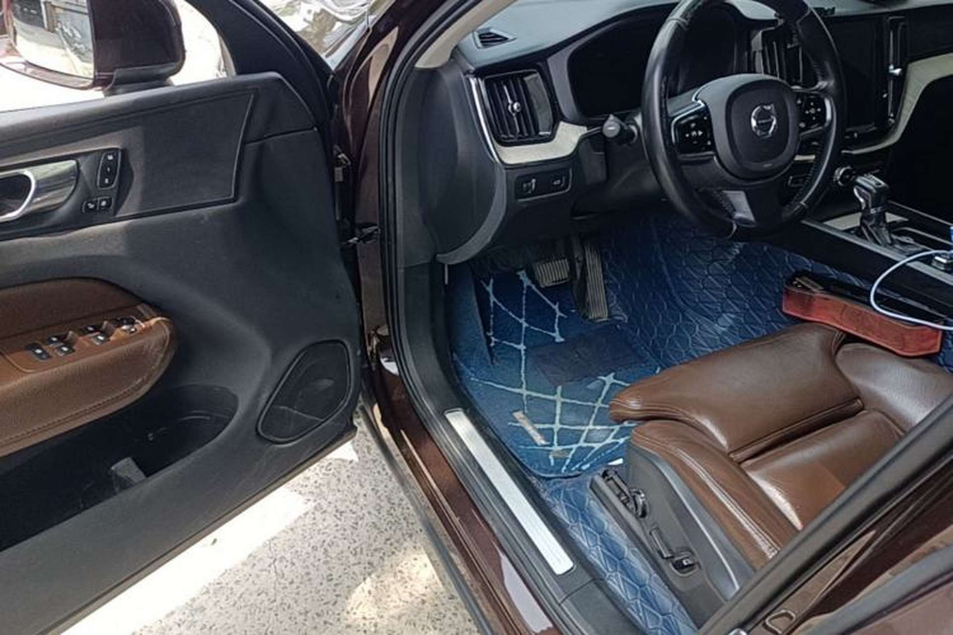 Used Volvo XC60 2019 T5 4x4 Smart Edition China V Standard Driver Seat