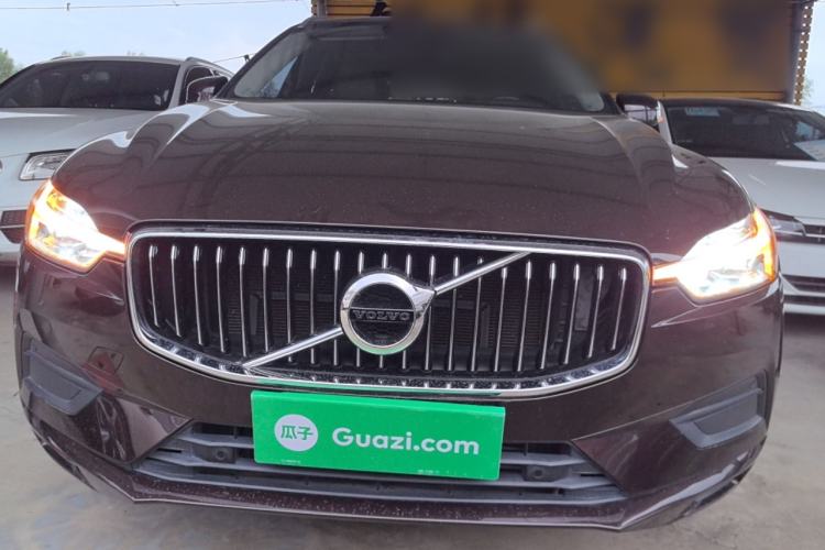 Used Volvo XC60 2019 T5 4x4 Smart Edition China VI Standard Exterior 1
