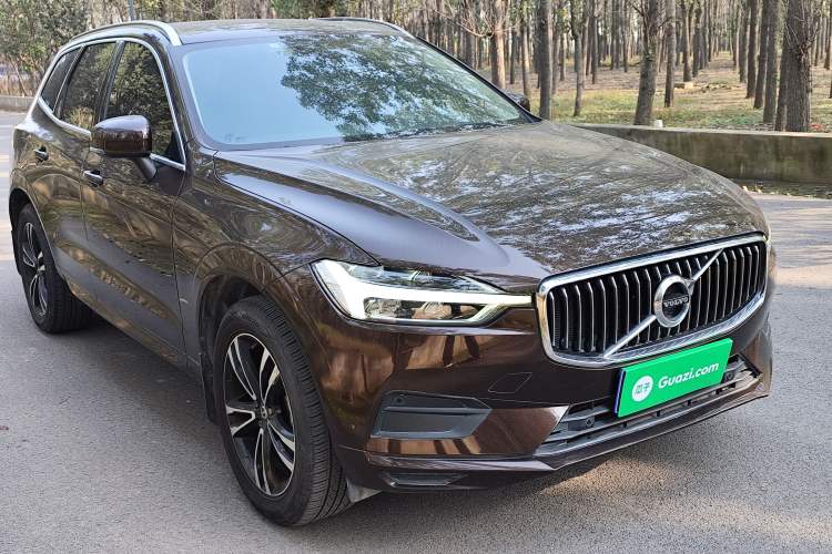 Used Volvo XC60 2019 T5 4x4 Zhiyuan Edition China VI Standard Exterior 1