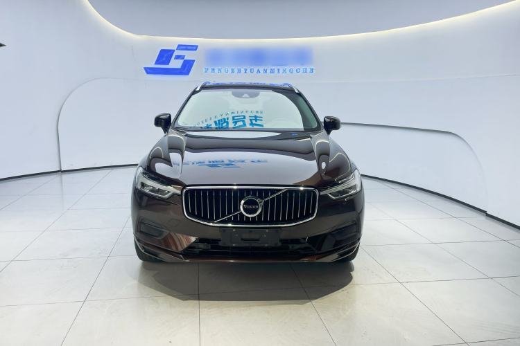 Used Volvo XC60 2019 T5 4x4 Smart Edition China V Standard Exterior 1