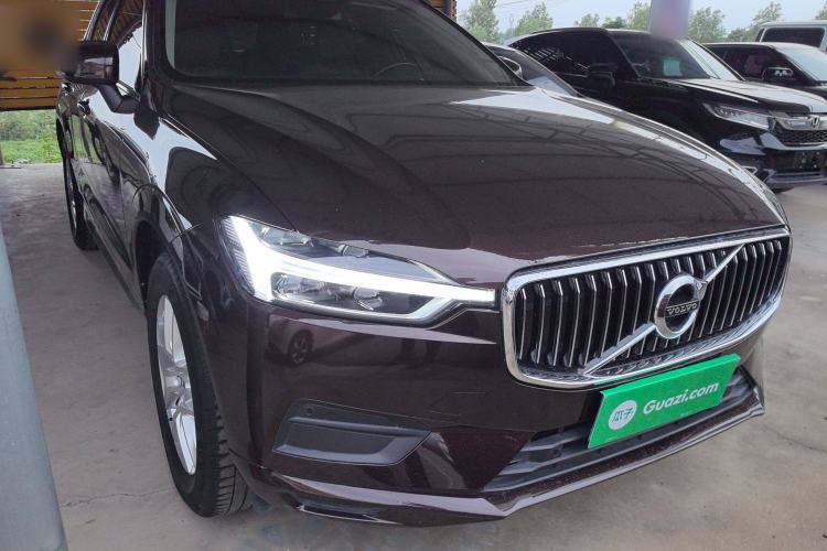 Used Volvo XC60 2019 T5 4x4 Smart Edition China VI Standard Exterior 2