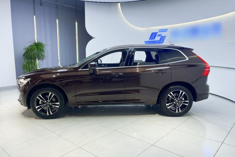 Used Volvo XC60 2019 T5 4x4 Smart Edition China V Standard Exterior 2