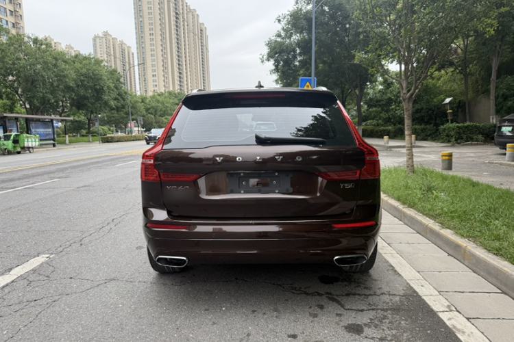 Used Volvo XC60 2019 T5 4x4 Smart Edition China VI Standard Exterior 4