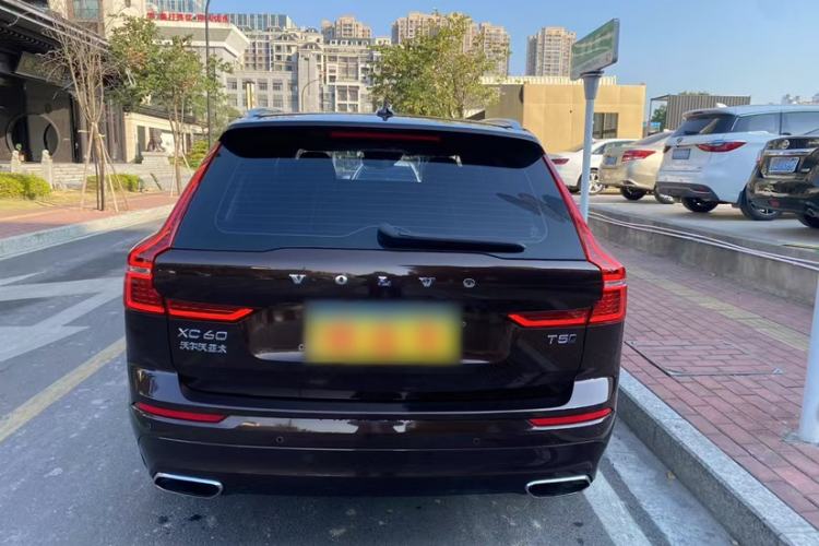 Used Volvo XC60 2019 T5 4x4 Zhiyuan Edition China VI Standard Exterior 6