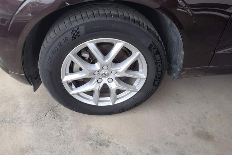 Used Volvo XC60 2019 T5 4x4 Smart Edition China VI Standard Exterior 7