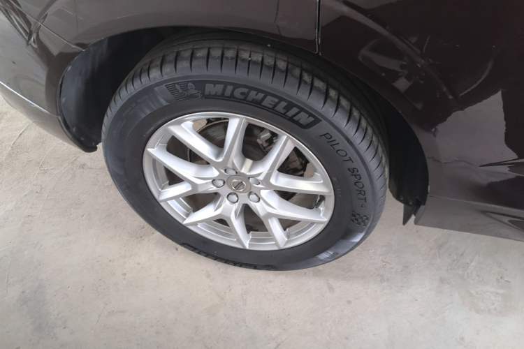 Used Volvo XC60 2019 T5 4x4 Smart Edition China VI Standard Exterior 8