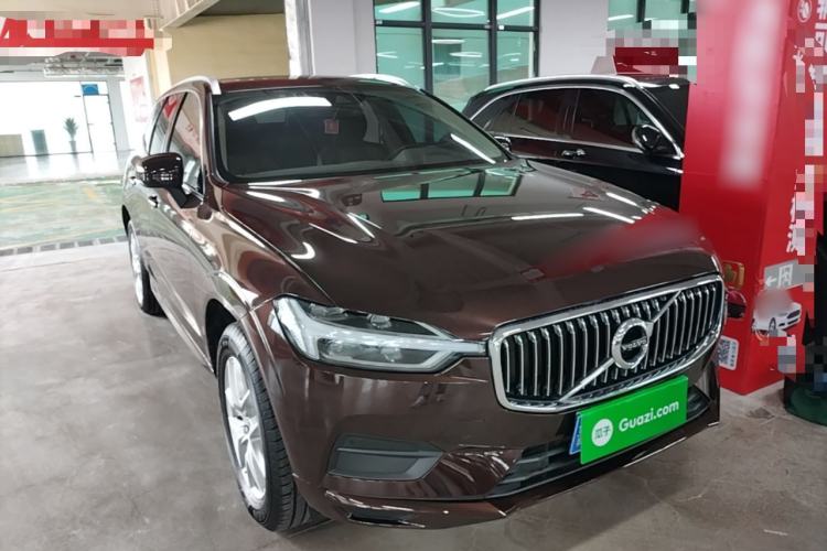 Used Volvo XC60 2019 T5 4x4 Smart Edition China V Standard Front Right 45 Deg
