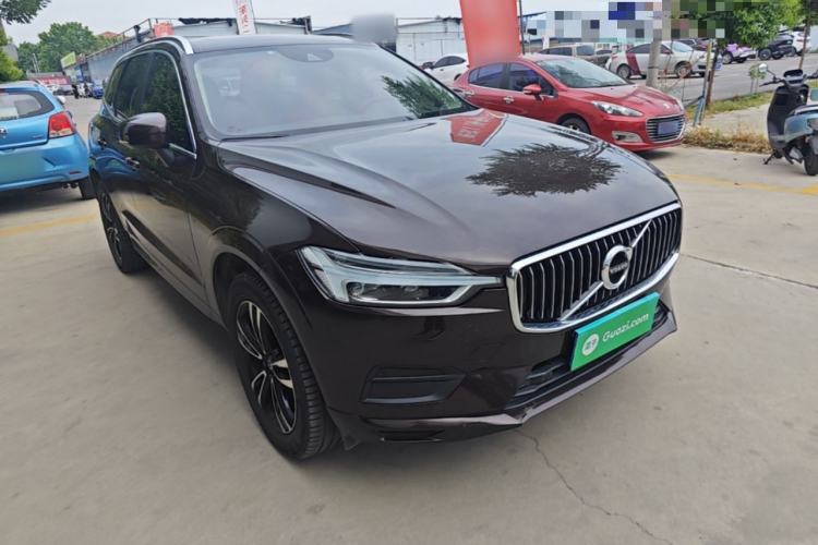 Used Volvo XC60 2019 T5 4x4 Zhiyuan Edition China VI Standard Front Right 45 Deg
