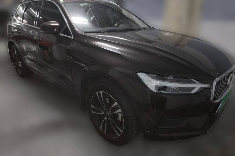 Used Volvo XC60 2019 T5 4x4 Zhiyuan Edition China VI Standard Front Right 45 Deg