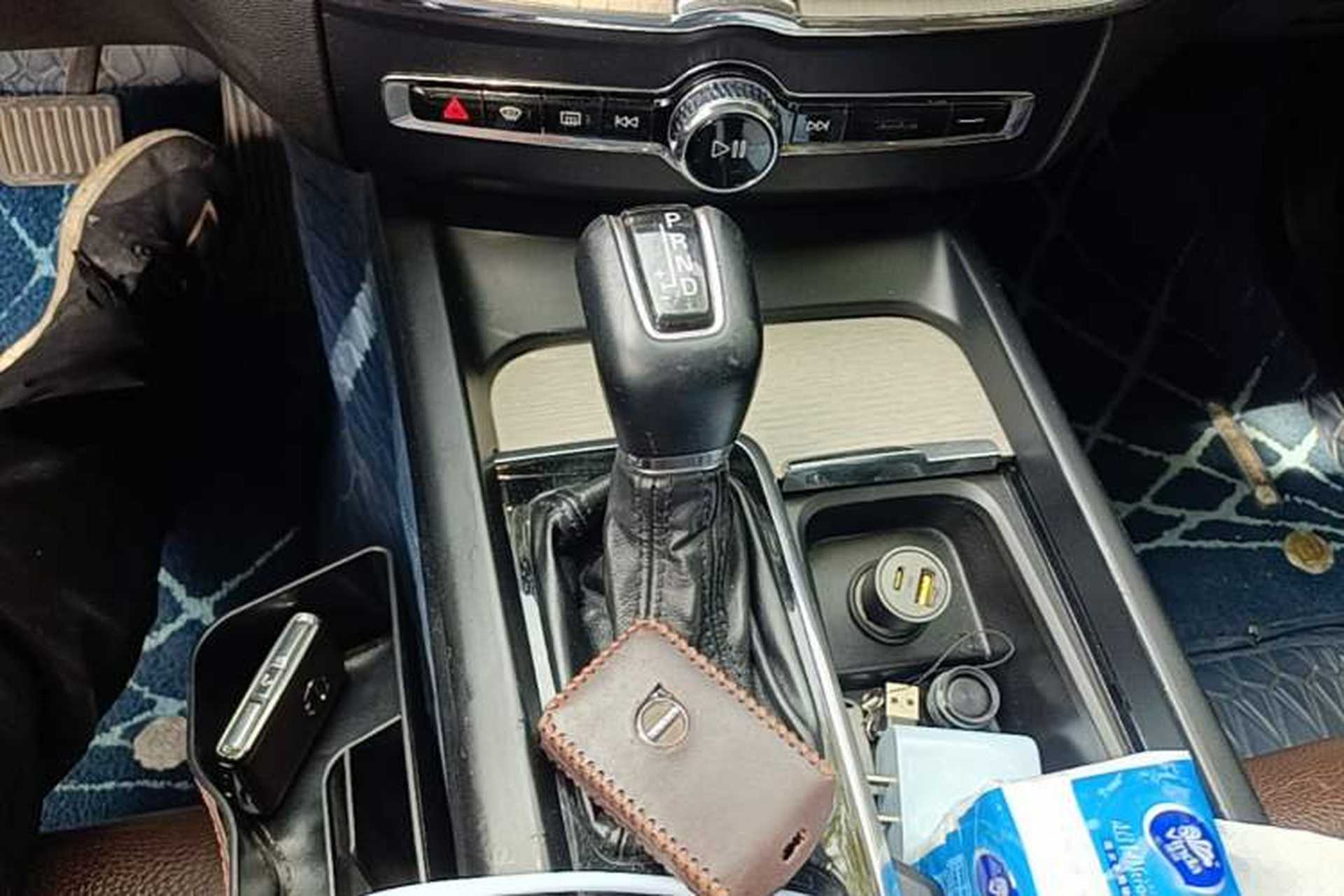Used Volvo XC60 2019 T5 4x4 Smart Edition China V Standard Gear Lever