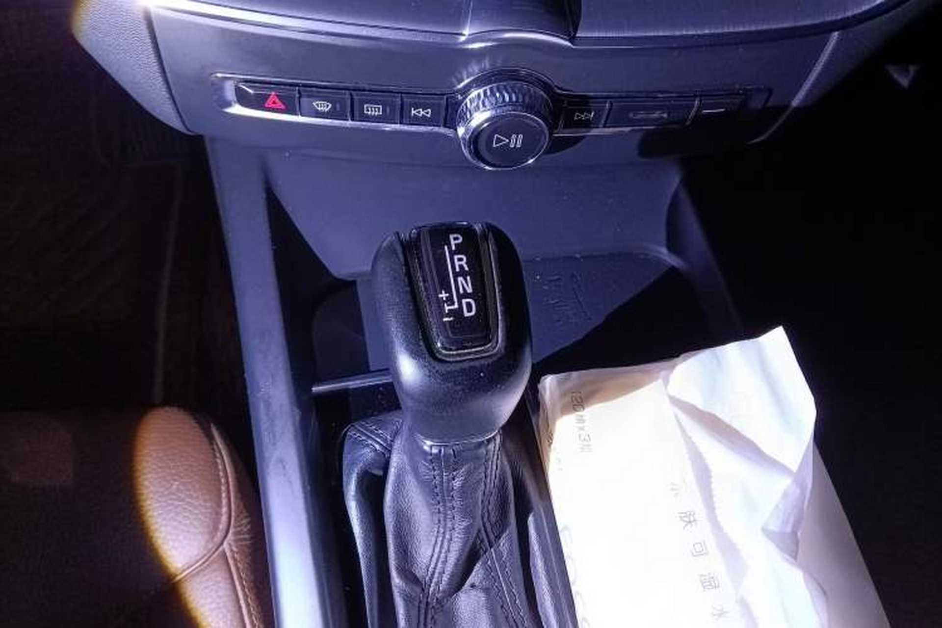 Used Volvo XC60 2019 T5 4x4 Smart Edition China V Standard Gear Lever