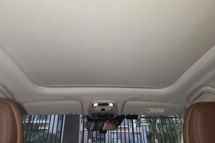 Used Volvo XC60 2019 T5 4x4 Smart Edition China V Standard Headliner