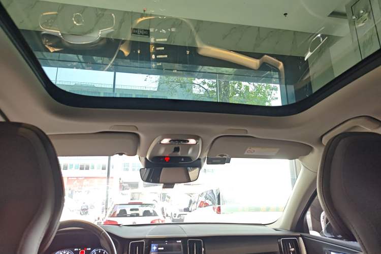 Used Volvo XC60 2019 T5 4x4 Zhiyuan Edition China VI Standard Headliner