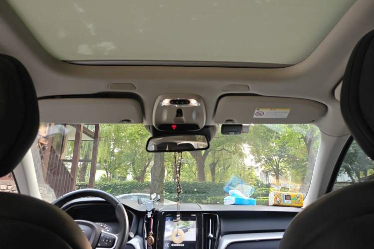 Used Volvo XC60 2019 T4 Zhiyi Edition China V Standard Headliner