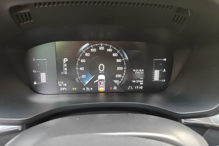 Used Volvo XC60 2019 T4 Zhiyi Edition China V Standard Instrument Cluster