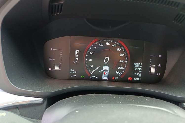 Used Volvo XC60 2019 T5 4x4 Smart Edition China VI Standard Instrument Cluster